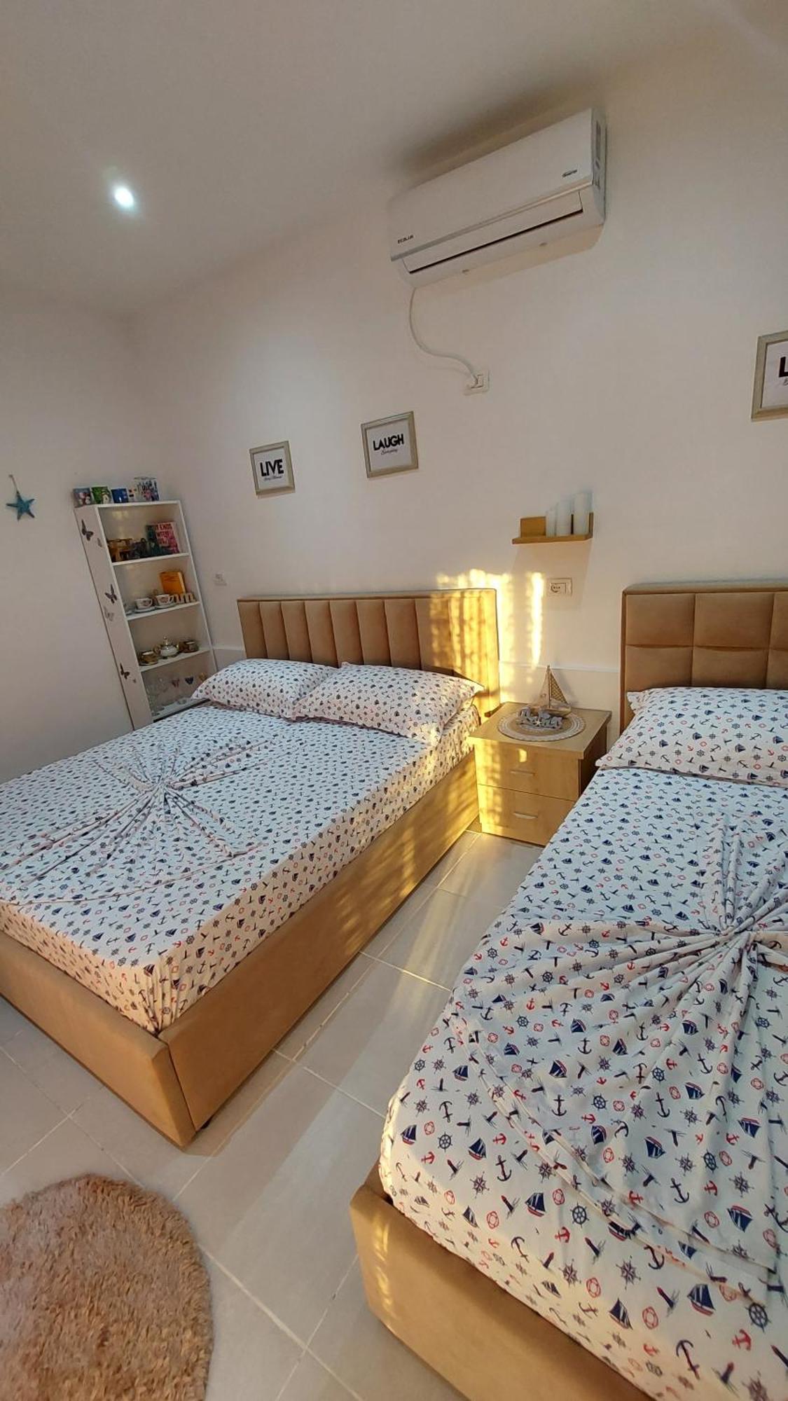 R&R Gesthouse Hotel Shiroka Ngoại thất bức ảnh